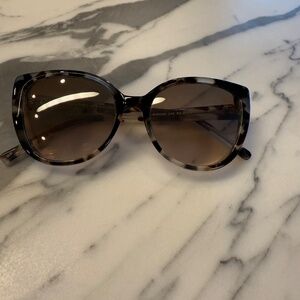 🕶️ Warby Parker Phoebe Sunglasses – Shell Tortoise